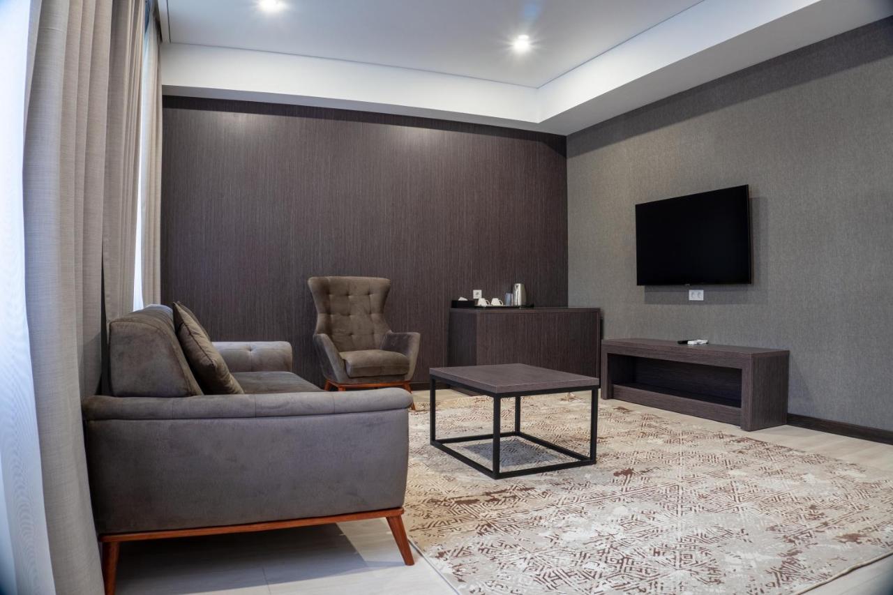Resident Hotel Kazybek Bi 알마티 외부 사진