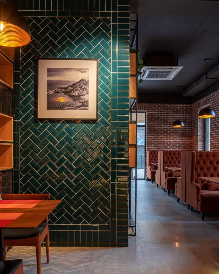 Resident Hotel Kazybek Bi 알마티 외부 사진