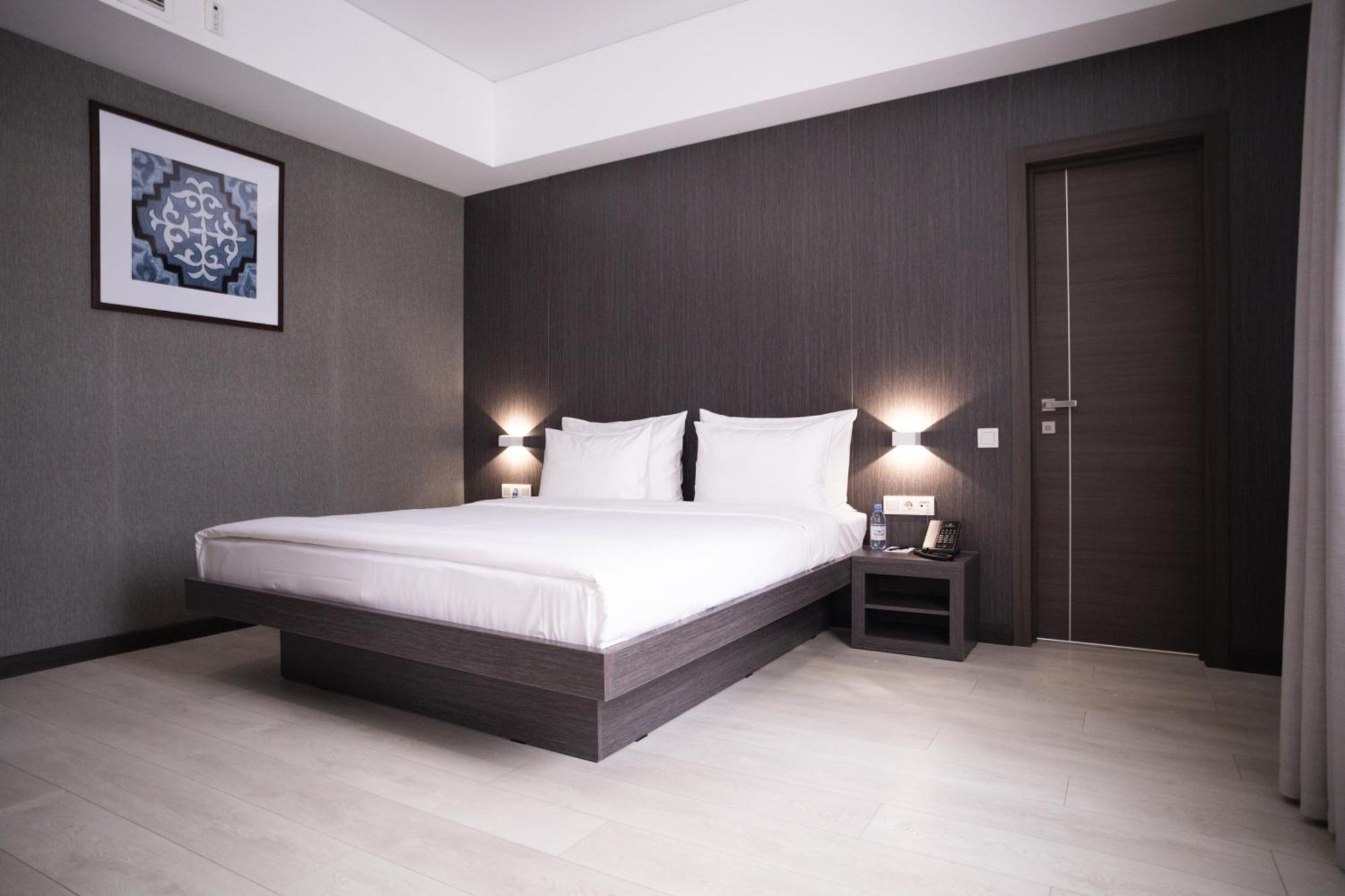 Resident Hotel Kazybek Bi 알마티 외부 사진
